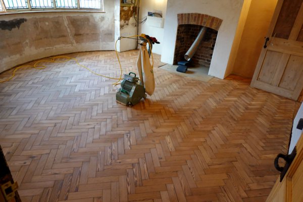 floor-sanding.jpg