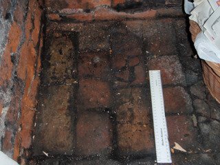 email floor.JPG email floor.JPG