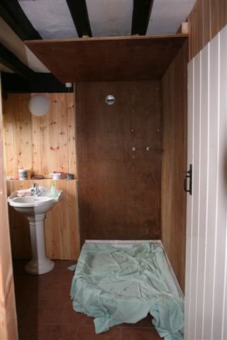 Shower-cubicle.JPG