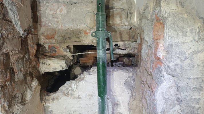 old steel support.jpg old steel support.jpg