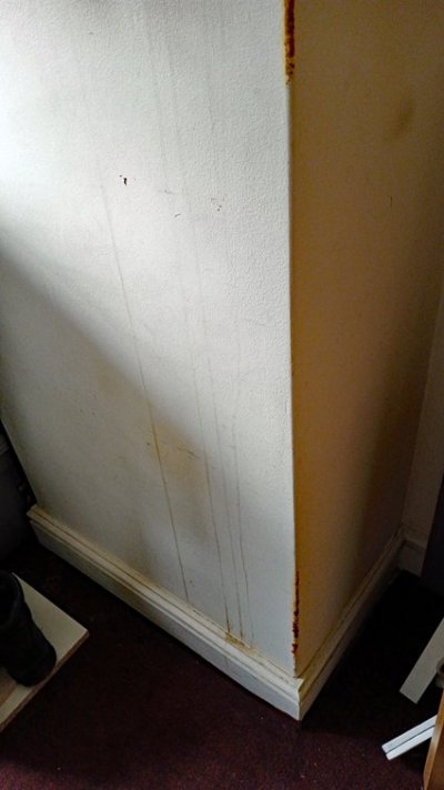005_Rear bedroom chimney breast_2.jpg