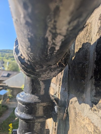 caulk.jpg