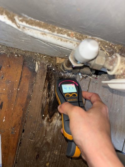 E_Inside_the_property_-_E4_Floors_2026-04-29-10-59-18_9180.jpg E_Inside_the_property_-_E4_Floors_2026-04-29-10-59-18_9180.jpg
