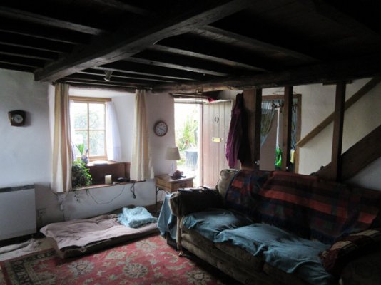 Untidy lounge!.jpg