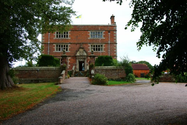 SoultonHall600x400.JPG SoultonHall600x400.JPG