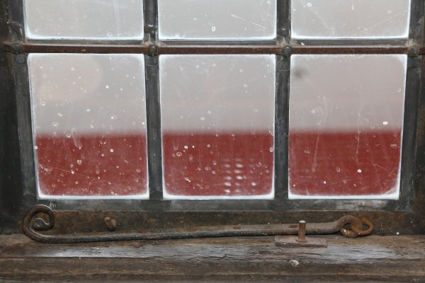 leadwindow1.JPG