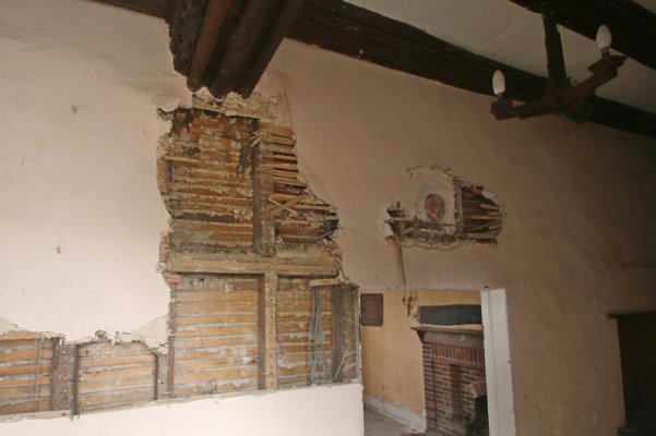 WallMystery3.JPG