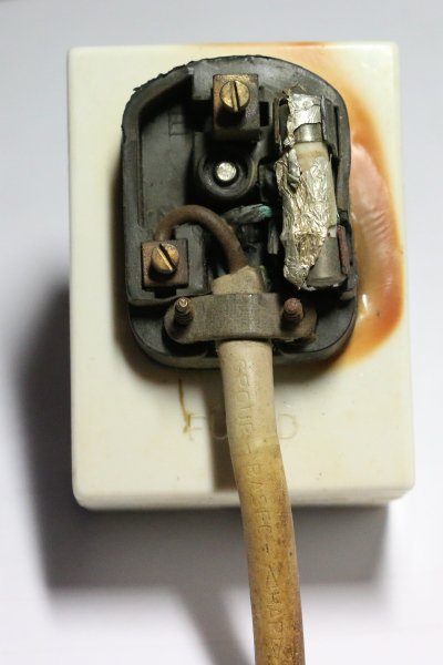 Plug.JPG Plug.JPG