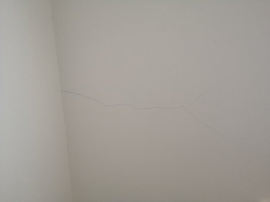 7 - Bedroom wall.jpg 7 - Bedroom wall.jpg